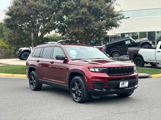 2022 Jeep Grand Cherokee L Altitude 4x4