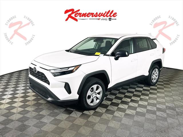 2024 Toyota RAV4 LE