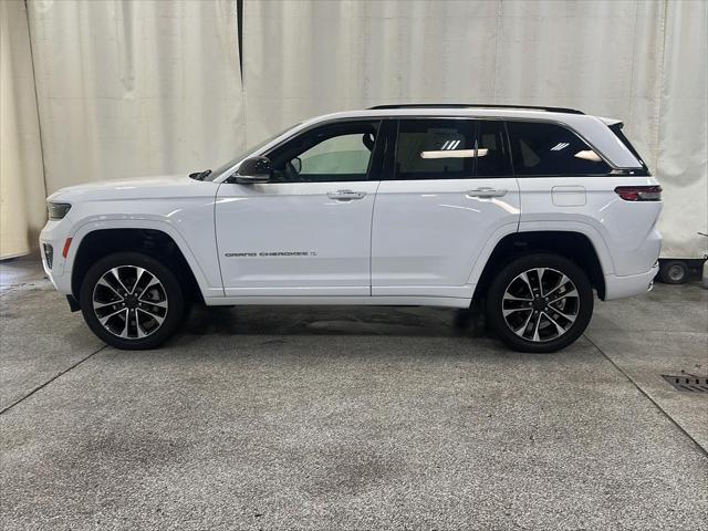2022 Jeep Grand Cherokee Overland 4x4 2022 Jeep Grand Cherokee Overland 4x4
