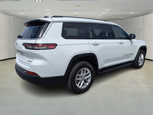2023 Jeep Grand Cherokee L Laredo 4x2