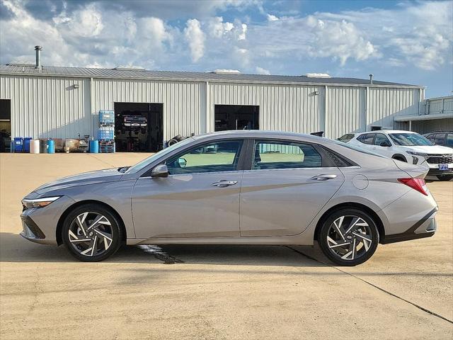 2024 Hyundai Elantra SEL 2024 Hyundai Elantra SEL