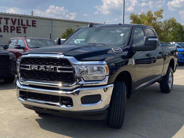 2024 RAM 2500 Tradesman Crew Cab 4x4 64 Box