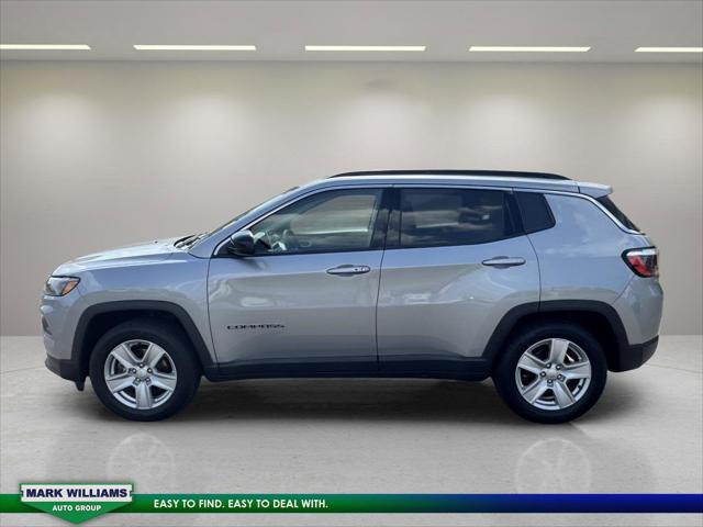 2022 Jeep Compass Latitude FWD 2022 Jeep Compass Latitude FWD