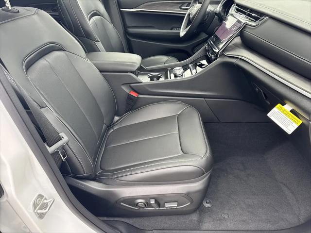 2025 Jeep Grand Cherokee Limited 4x2