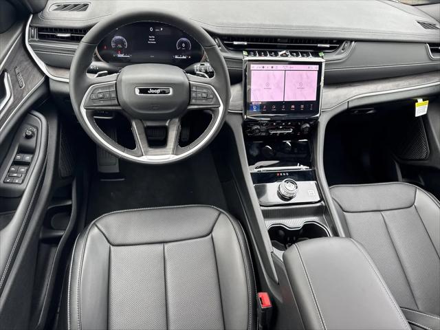 2025 Jeep Grand Cherokee Limited 4x2