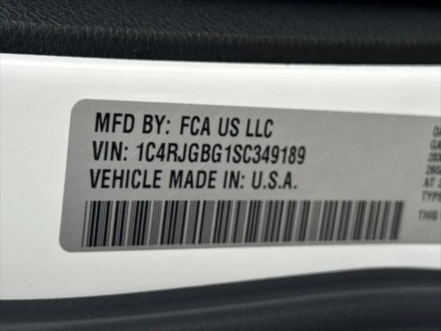 2025 Jeep Grand Cherokee Limited 4x2