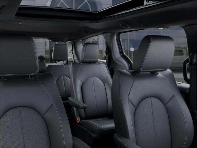 2026 Chrysler Pacifica Select AWD