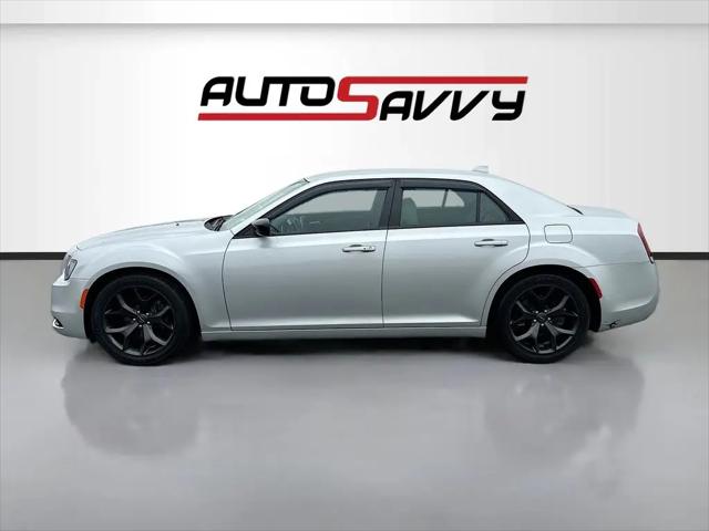 2021 Chrysler 300 Touring