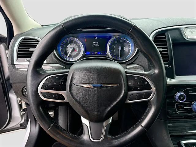 2021 Chrysler 300 Touring