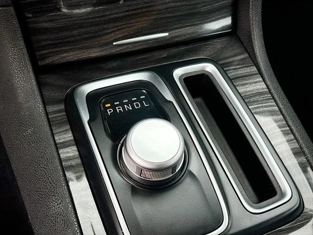 2021 Chrysler 300 Touring