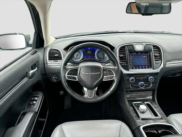 2021 Chrysler 300 Touring