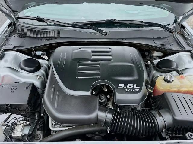 2021 Chrysler 300 Touring