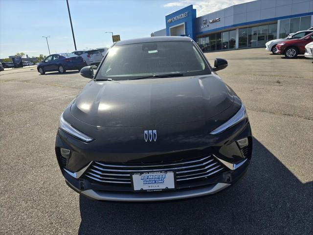 2026 Buick NV Preferred FWD