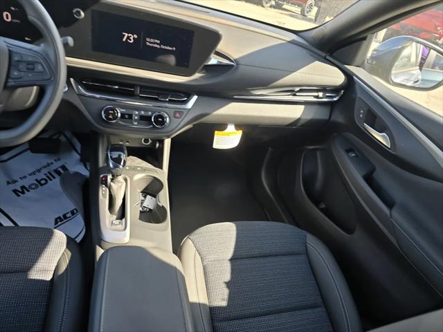 2026 Buick NV Preferred FWD