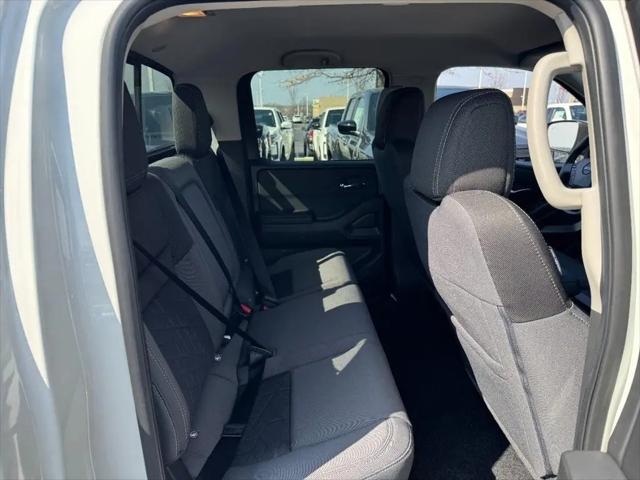 2025 Nissan Frontier Crew Cab SV 4x2