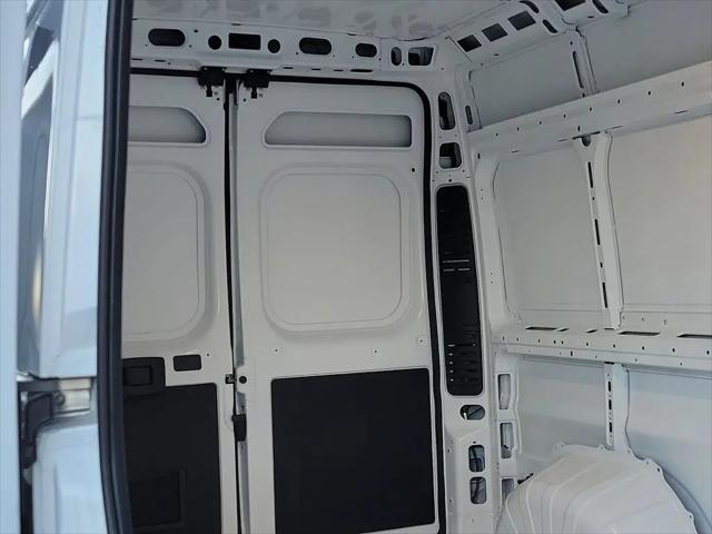 2026 Ram ProMaster 2500 Cargo Van Tradesman High Roof 159" WB w/Pass Seat