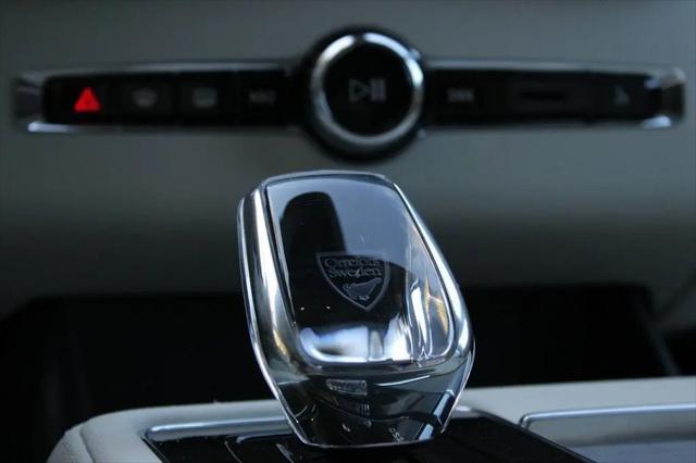2026 Volvo XC90 Ultra, B6 AWD Gas (mild hybrid), Gasoline, Bright, 7 Seats