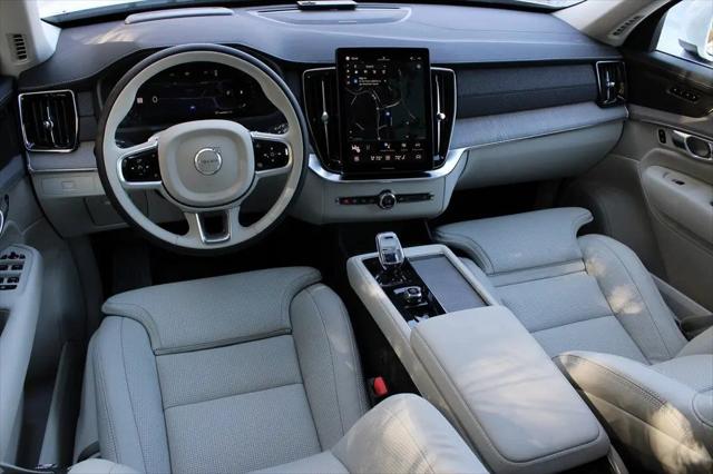 2026 Volvo XC90 Ultra, B6 AWD Gas (mild hybrid), Gasoline, Bright, 7 Seats