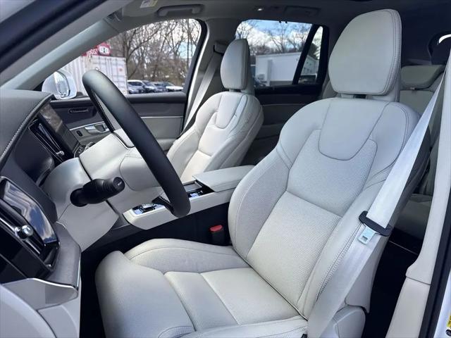 2026 Volvo XC90 Ultra, B6 AWD Gas (mild hybrid), Gasoline, Bright, 7 Seats