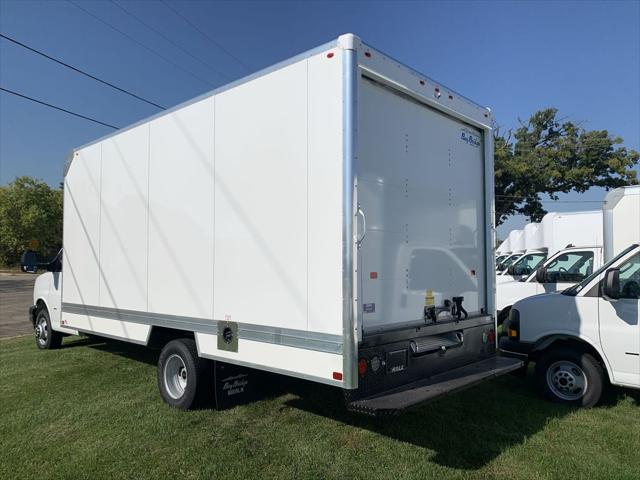 2025 GMC Savana Cutaway Work Van