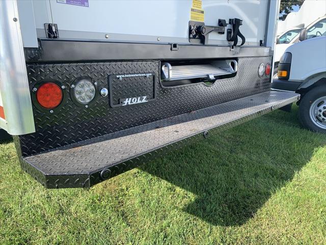 2025 GMC Savana Cutaway Work Van