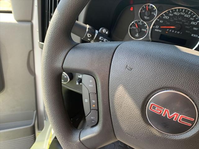 2025 GMC Savana Cutaway Work Van