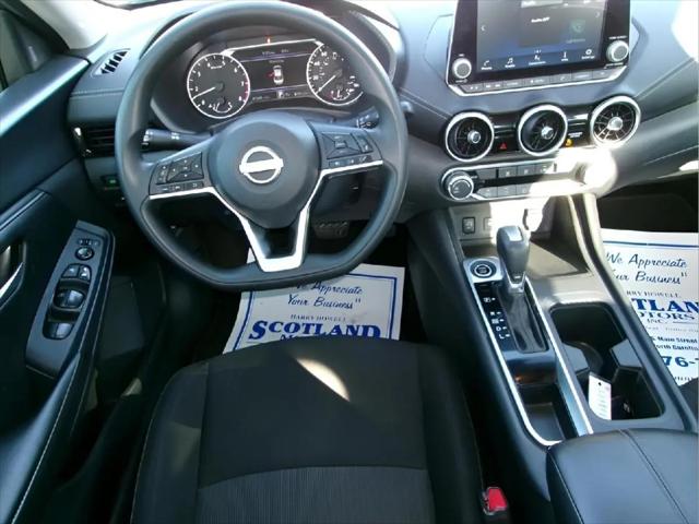 2024 Nissan Sentra SV Xtronic CVT