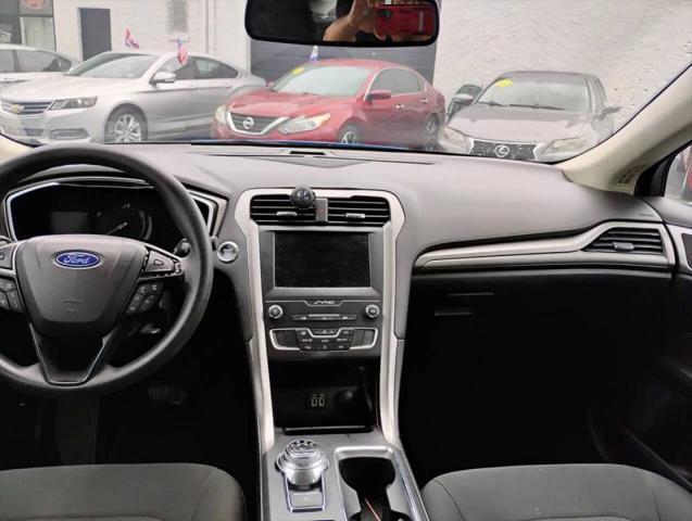 2020 Ford Fusion Hybrid SE