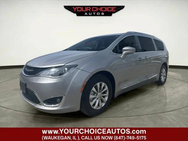 2018 Chrysler Pacifica Touring L for sale in Waukegan, IL