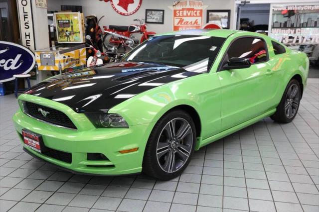 2014 Ford Mustang V6