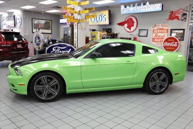 2014 Ford Mustang V6