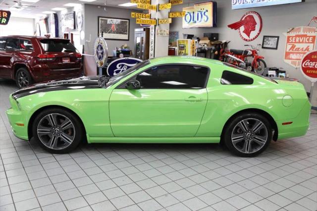 2014 Ford Mustang V6