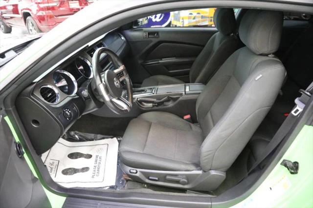 2014 Ford Mustang V6