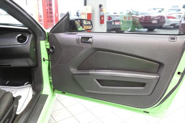 2014 Ford Mustang V6