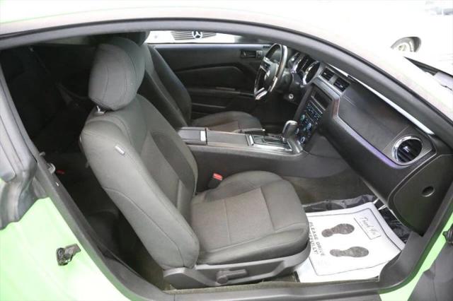 2014 Ford Mustang V6