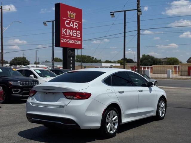 2016 Chrysler 200 Limited
