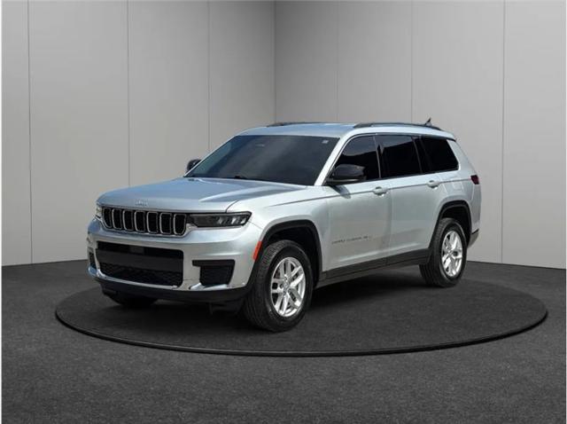 2024 Jeep Grand Cherokee L Laredo 4x2