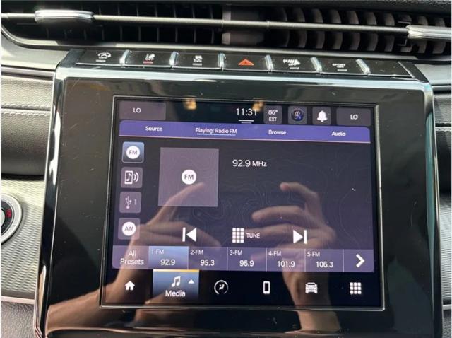 2024 Jeep Grand Cherokee L Laredo 4x2