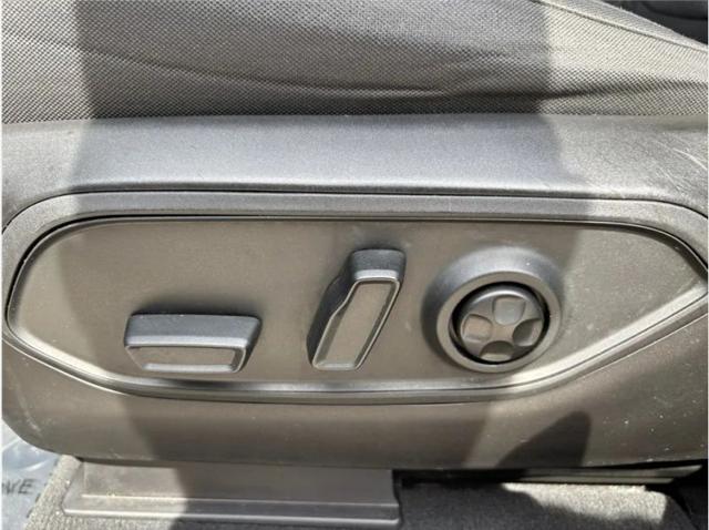 2024 Jeep Grand Cherokee L Laredo 4x2