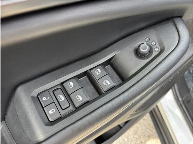 2024 Jeep Grand Cherokee L Laredo 4x2