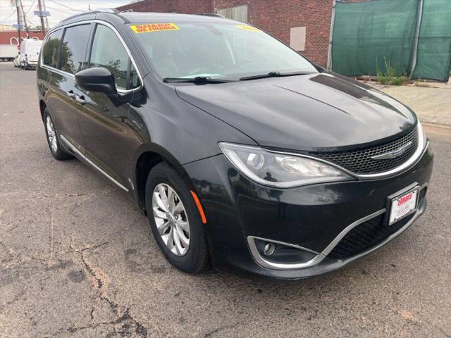 2018 Chrysler Pacifica Touring L for sale in Roselle, NJ