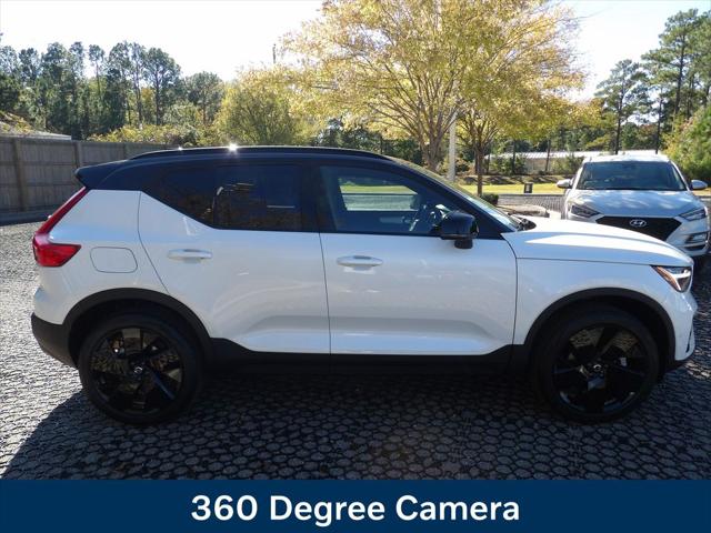 2026 Volvo XC40 B5 Ultra Black Edition