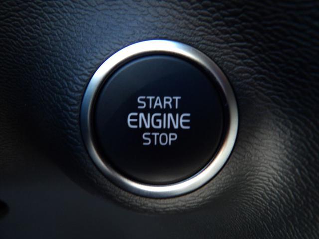 2026 Volvo XC40 B5 Ultra Black Edition