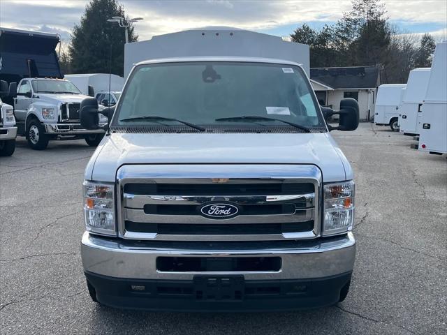 2026 Ford E-350 Cutaway E-Series Cutaway