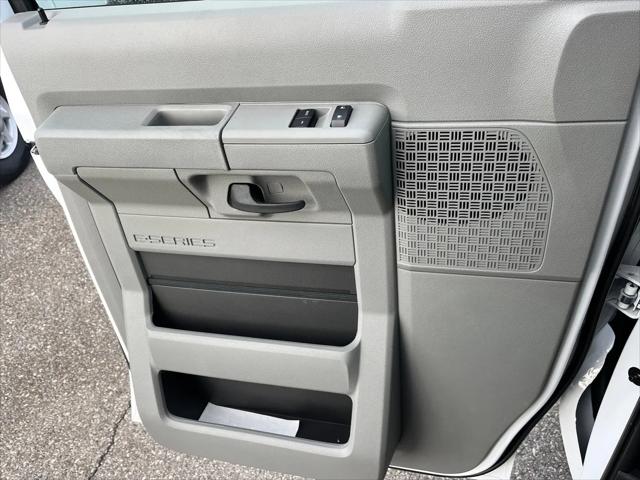 2026 Ford E-350 Cutaway E-Series Cutaway