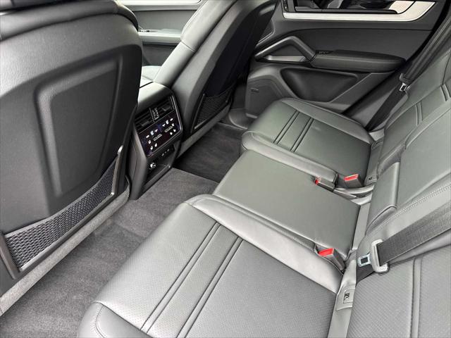 2026 Porsche Cayenne Coupe AWD