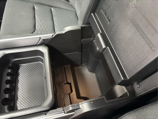 New 2026 RAM 1500 Big Horn Crew Cab 4x4 57" Box For Sale in Wilmington, OH