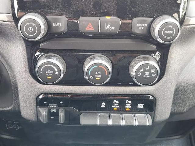 2026 Ram 1500 Tradesman Crew Cab 4x4 5'7" Box