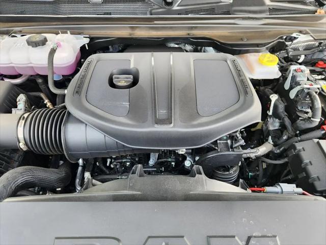 2026 Ram 1500 Tradesman Crew Cab 4x4 5'7" Box