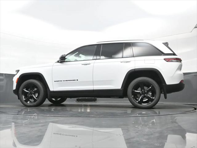 2025 Jeep Grand Cherokee Altitude X 4x4
